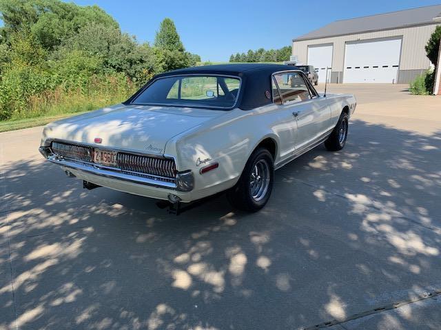 1968 Mercury Cougar XR-7