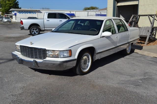 1995 Cadillac Fleetwood Sedan