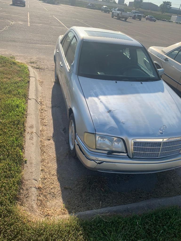 1986 Mercedes 190E