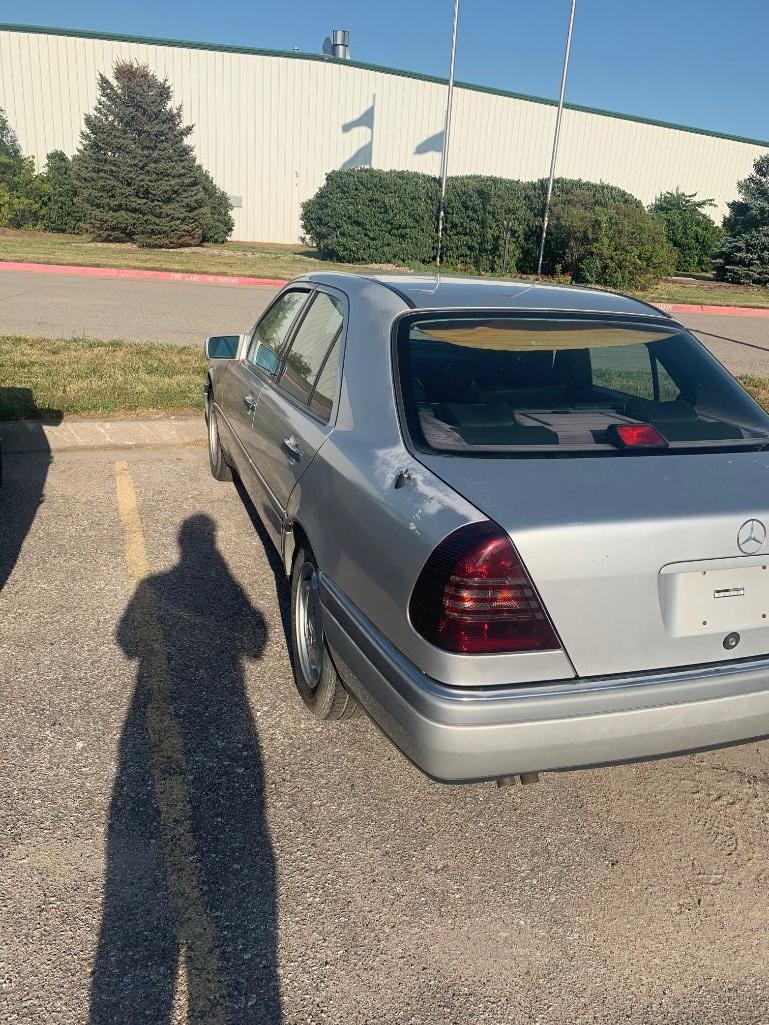 1986 Mercedes 190E