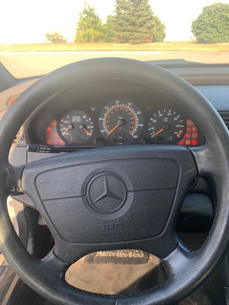 1986 Mercedes 190E