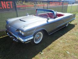 1958 Ford Thunderbird