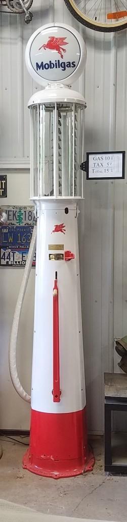 Butler 30 Visible Globe gas pump