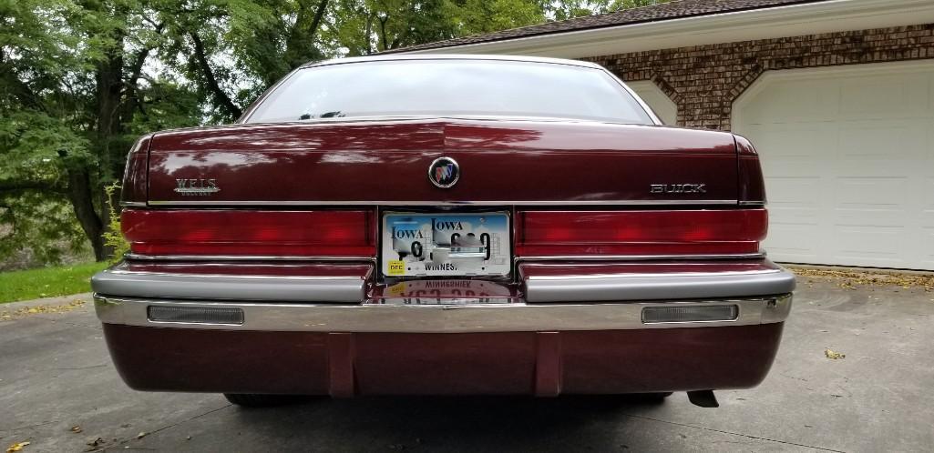 1992 Buick Roadmaster, 8000 Actual Miles