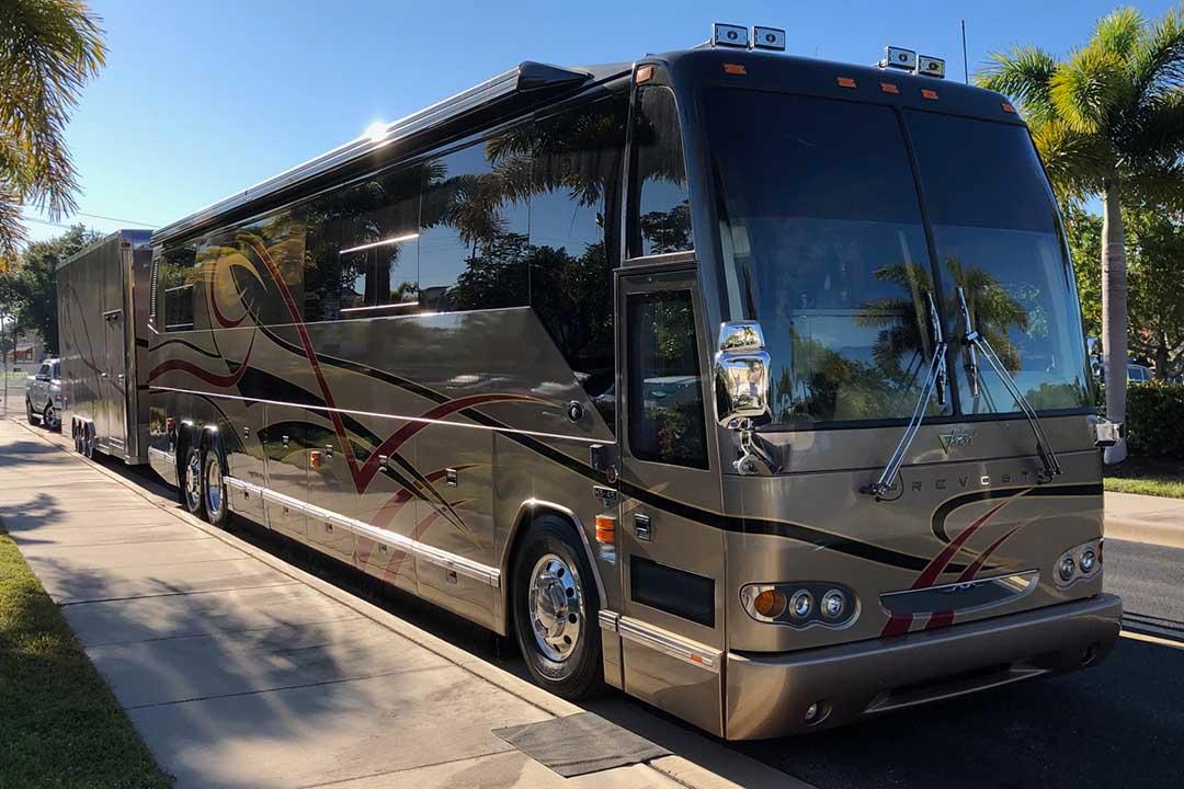 2003 PREVOST FEATHERLITE H3-45