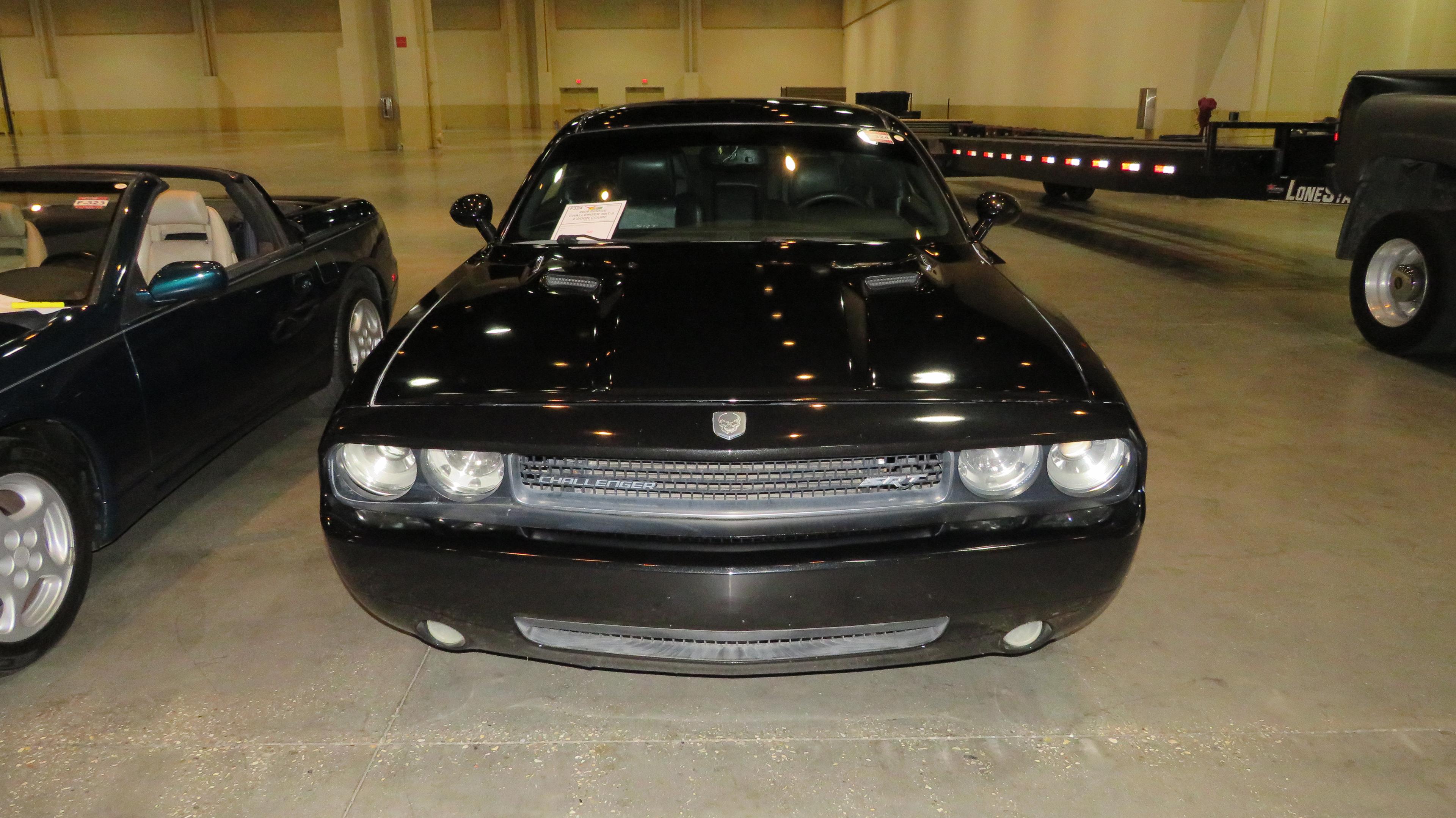 2009 DODGE CHALLENGER SRT-8