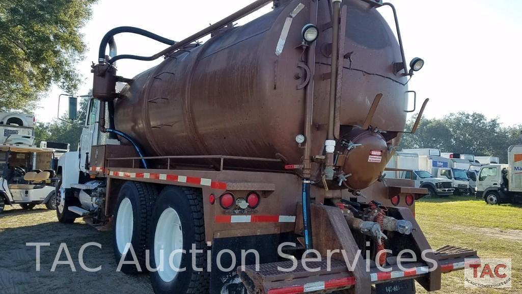 2002 Mack CH613 70-BBL Vacuum Truck