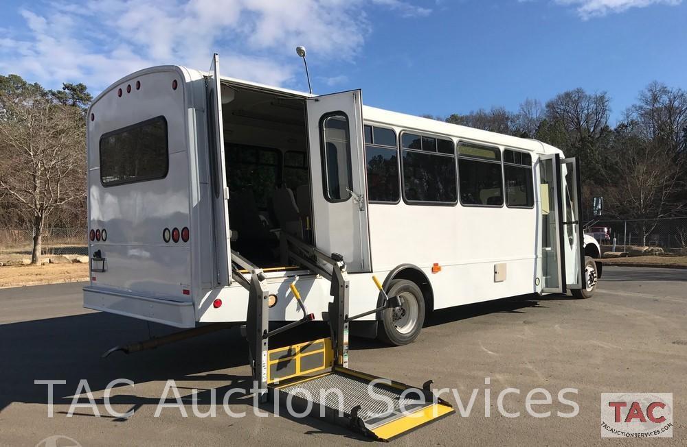 2009 Freightliner Business Class M2 30 Passenger Bus