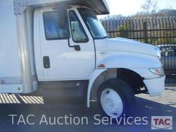 2004 International DuraStar 4300 26 foot Box Truck