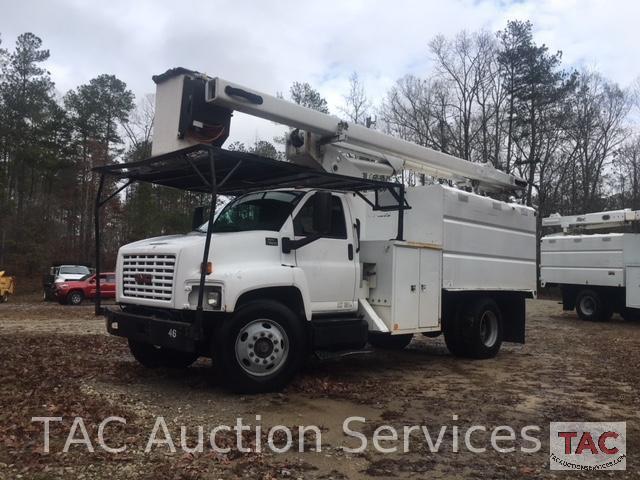 2005 GMC C7500 Over Center Bucket Truck