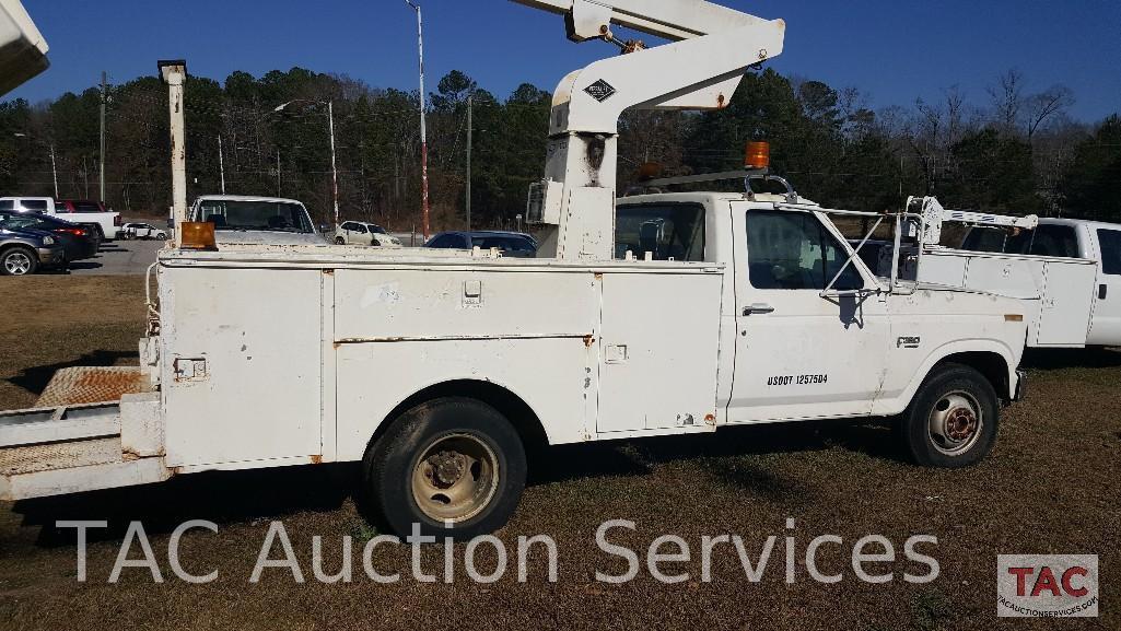 1985 Ford F350 Bucket Truck