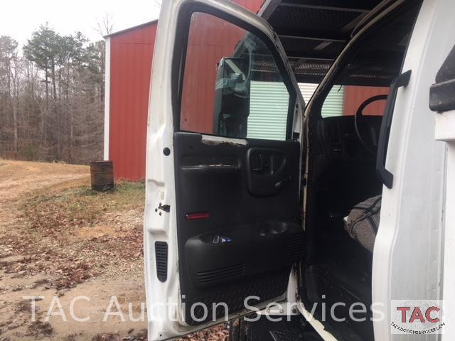 2003 GMC C7500 Over Center Bucket Truck