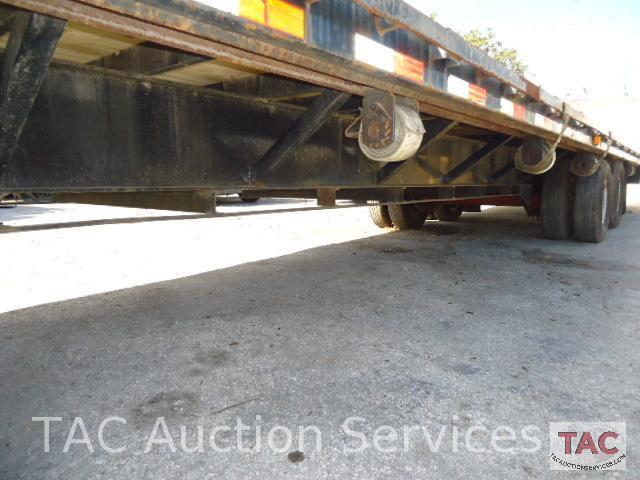 2007 8.5 ft. x 32 ft. PJ Gooseneck Flatbed Trailer