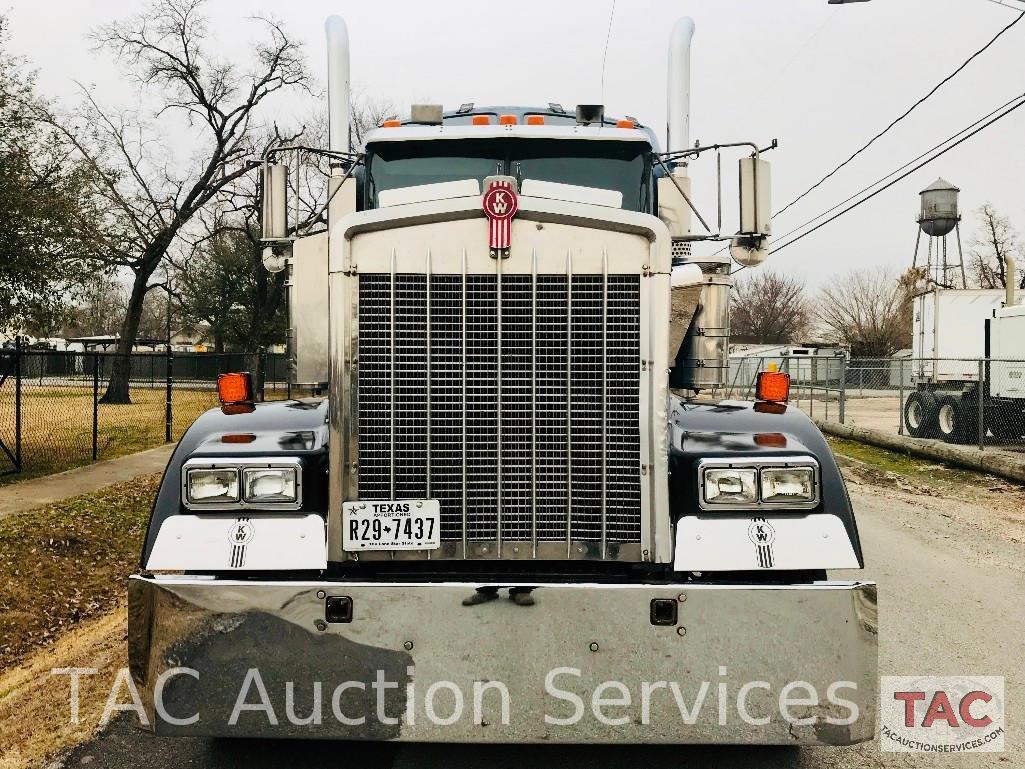 2005 Kenworth W900L