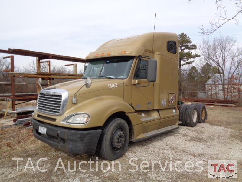 2010 Freightliner Columbia