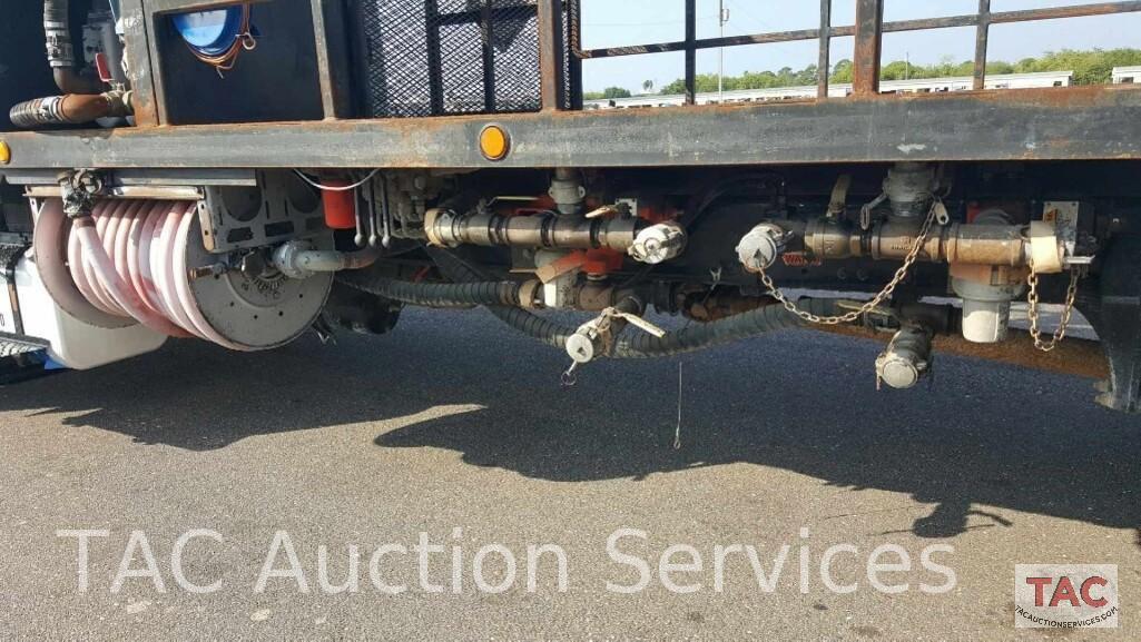 2007 Freightliner Business Class M2 106 18 foot Flatbed