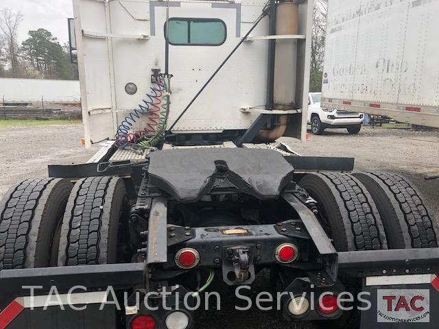 1998 Freightliner FLD120