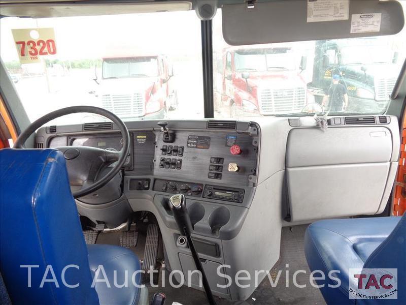 2010 Freightliner Columbia