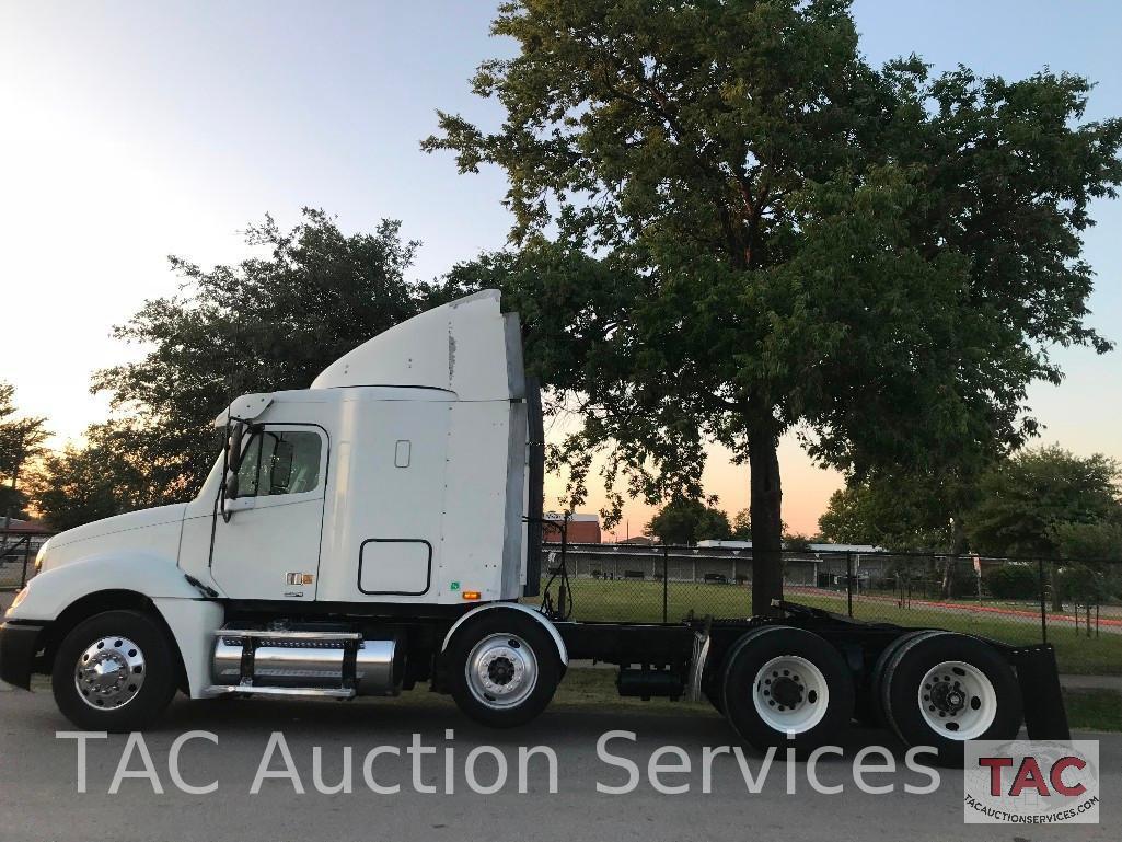 2004 Freightliner Columbia