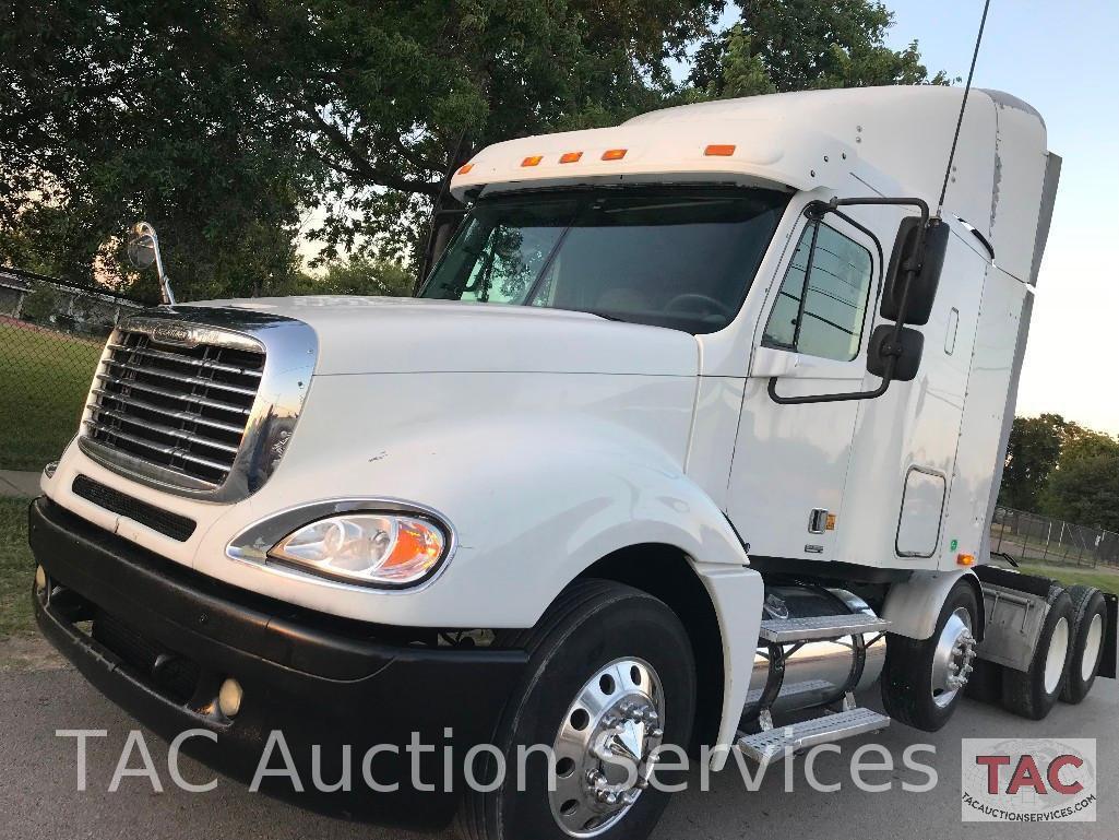 2004 Freightliner Columbia