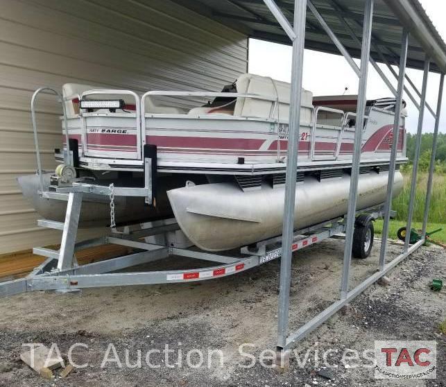 1999 Sun Tracer 21 Foot Party Barge Pontoon