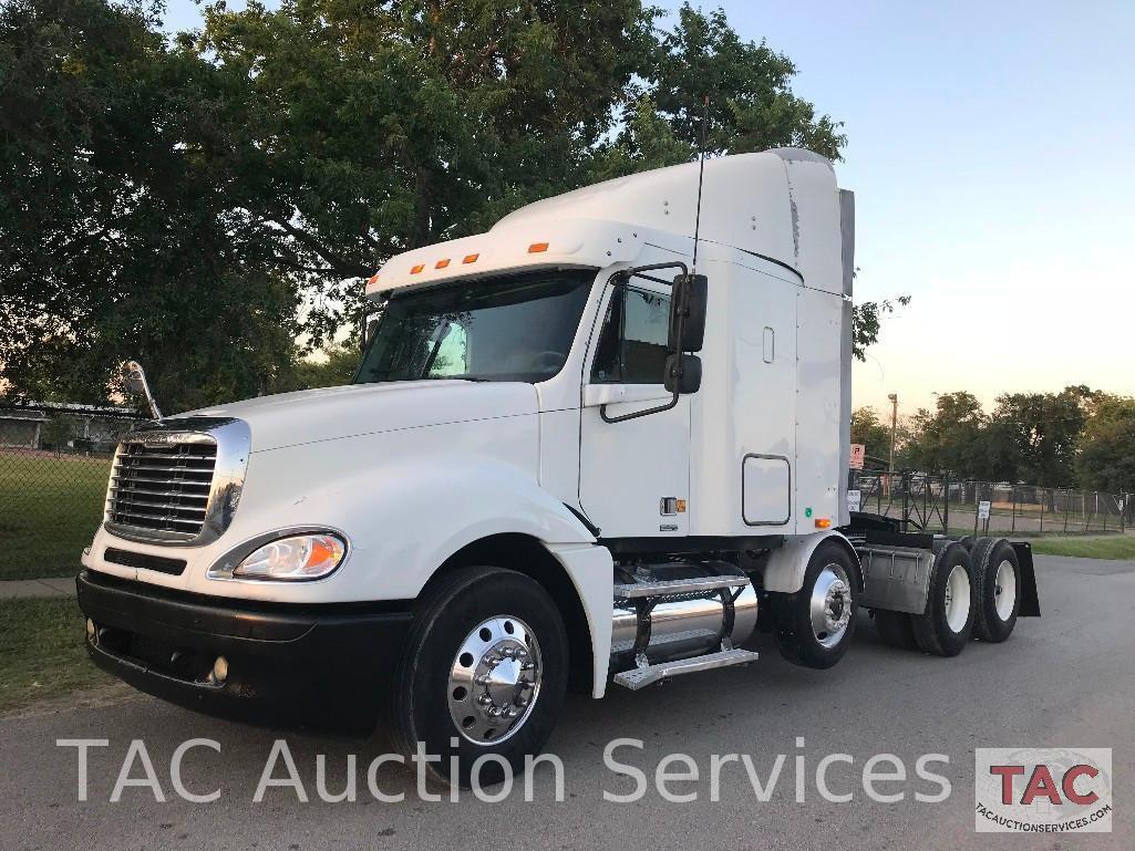 2004 Freightliner Columbia