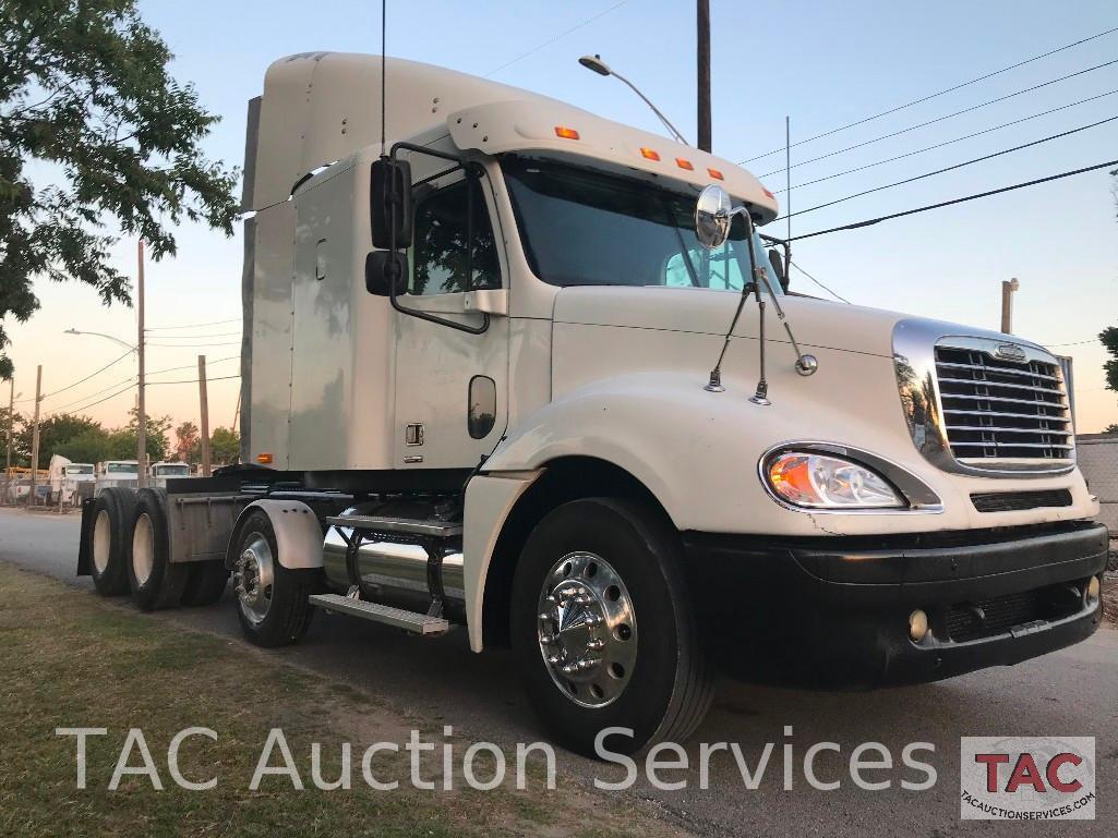 2004 Freightliner Columbia