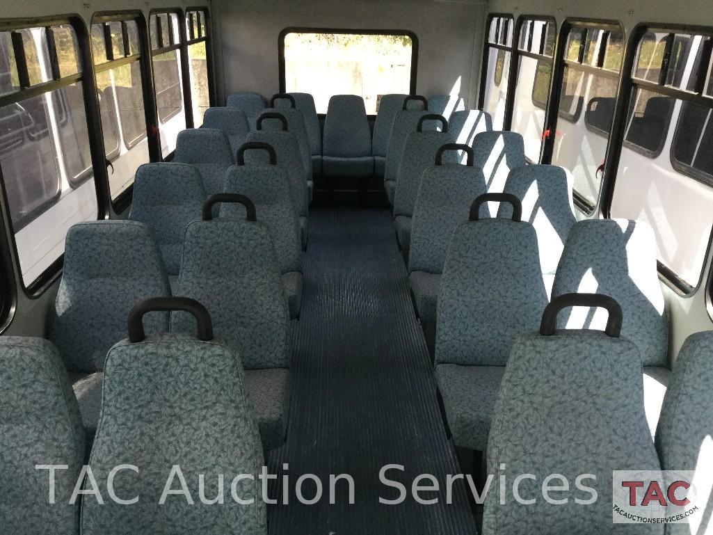 2002 Ford E450 Starcraft Allstar 25 Passenger Bus