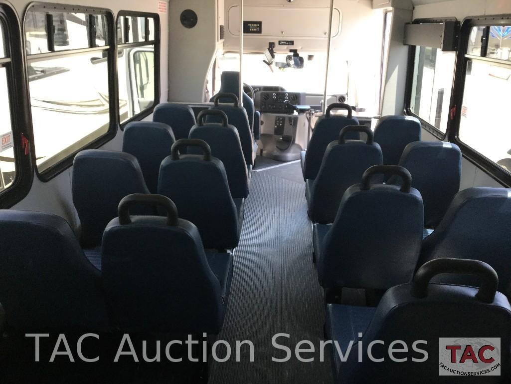 2011 Ford E450 Glaval Universal 20 Passenger Bus