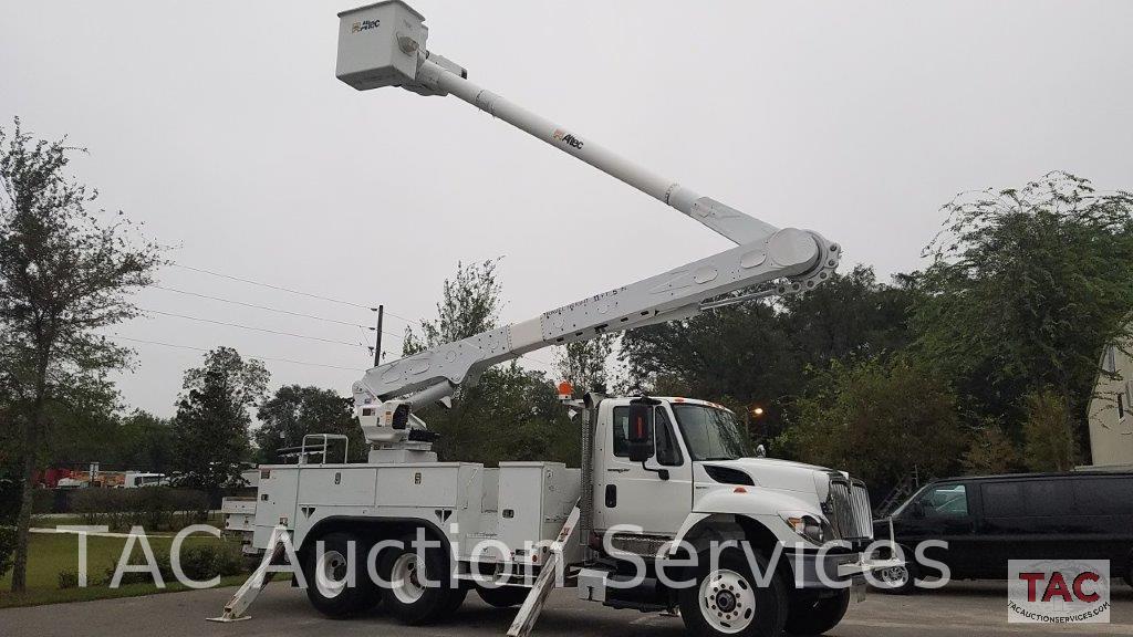 2010 International 7400 Tandem Axle Bucket Truck