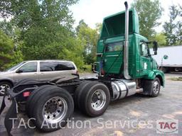 2011 Volvo VNL64T