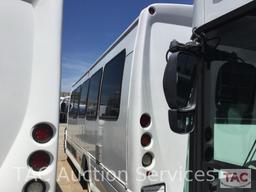 2008 International 3200 XLT by Starcraft 30 Passenger Bus