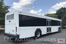 2005 Gillig SLF 29 Passenger Bus