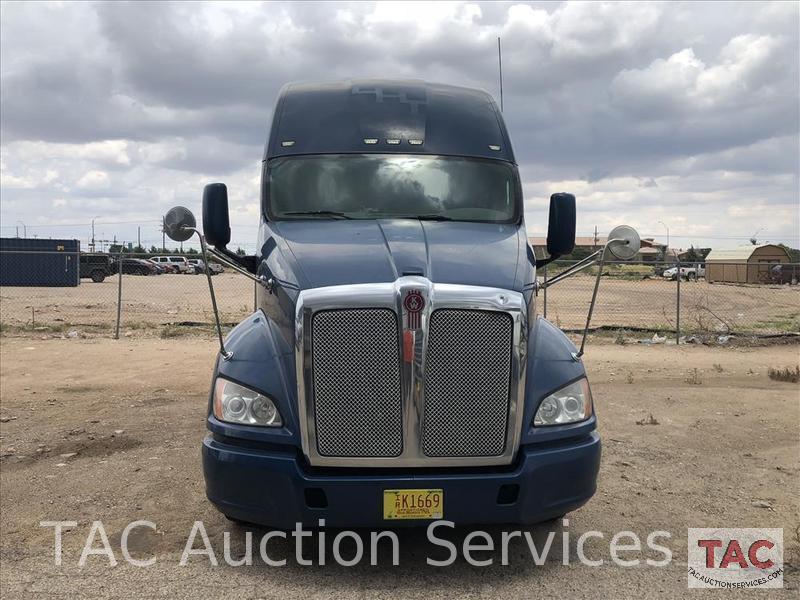 2011 Kenworth T700