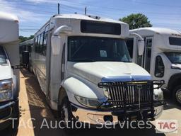 2008 International 3200 XLT by Starcraft 30 Passenger Bus