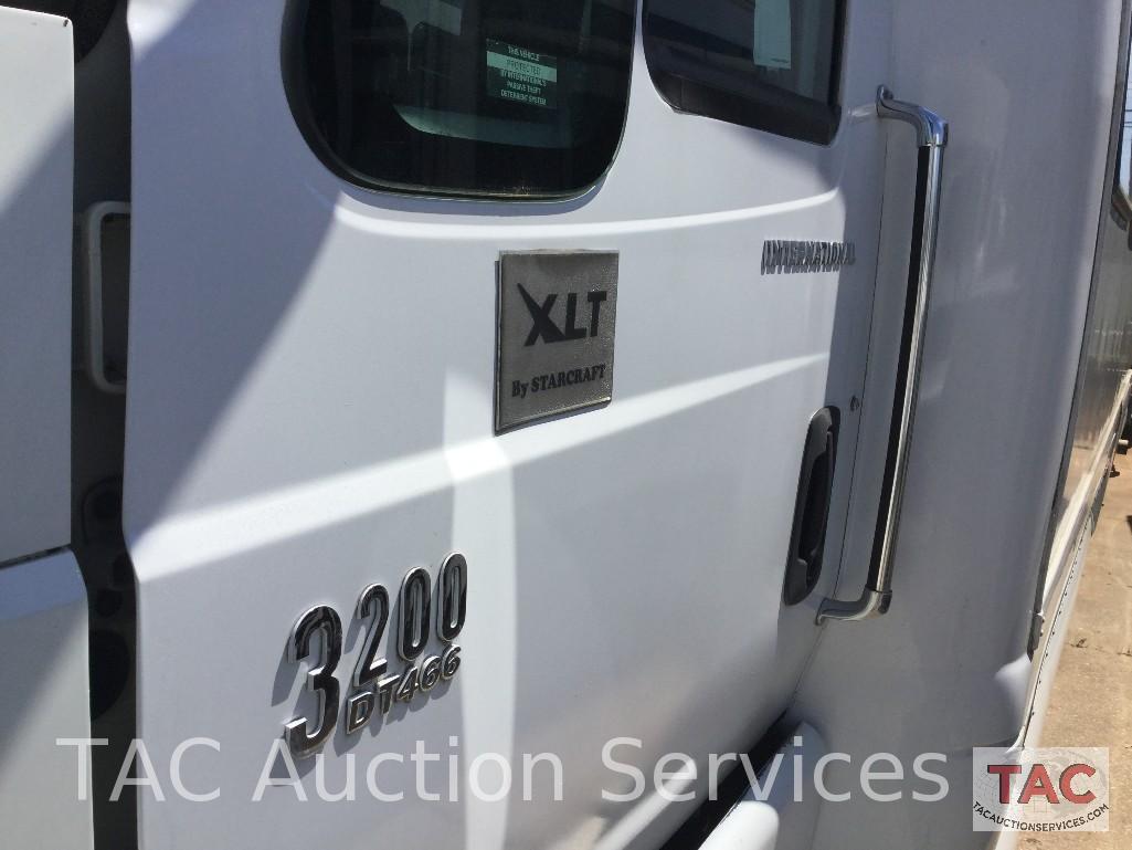 2008 International 3200 XLT by Starcraft 30 Passenger Bus