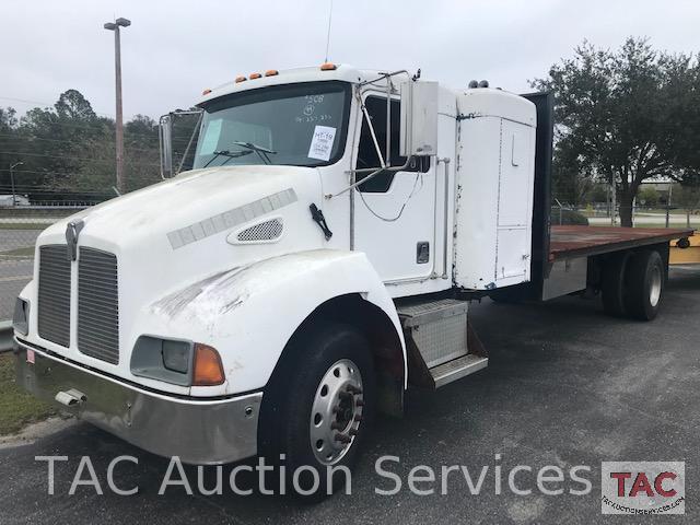 1999 Kenworth T300