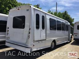 2008 International 3200 XLT By Starcraft 30 Passenger Bus