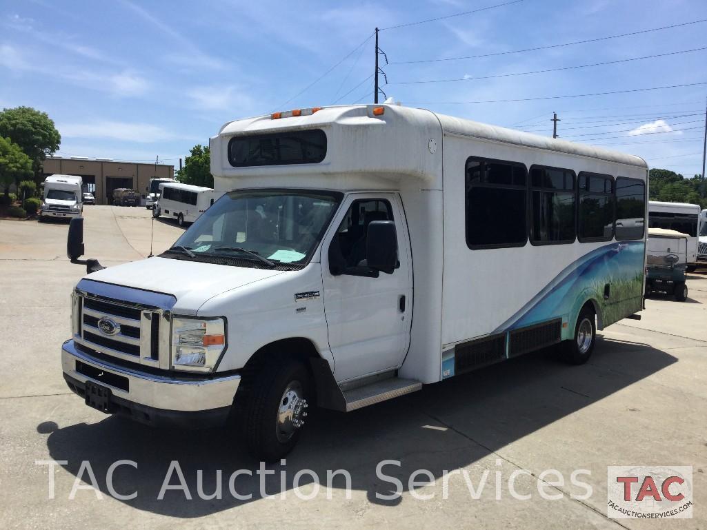 2011 Ford E450 Glaval Universal 20 Passenger Bus