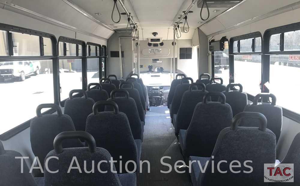 2012 Ford F550 Glaval Entourage 30 Passenger Bus