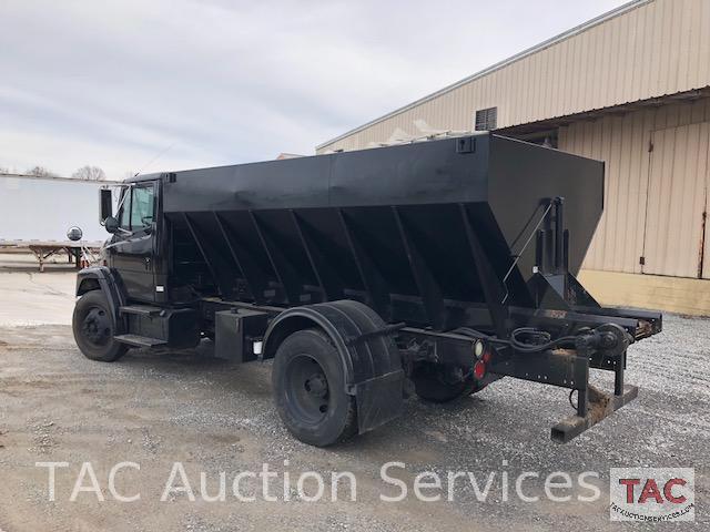 2003 Freightliner FL70