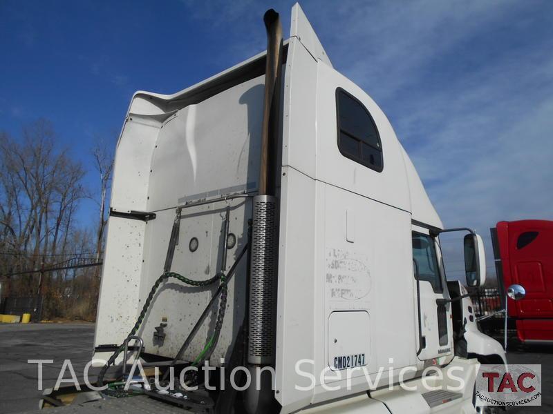 2012 Mack CXU613