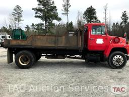 1985 Ford L9000 Dump truck