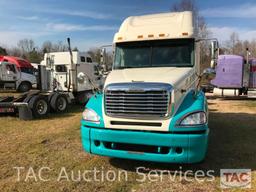 2006 Freightliner CL120