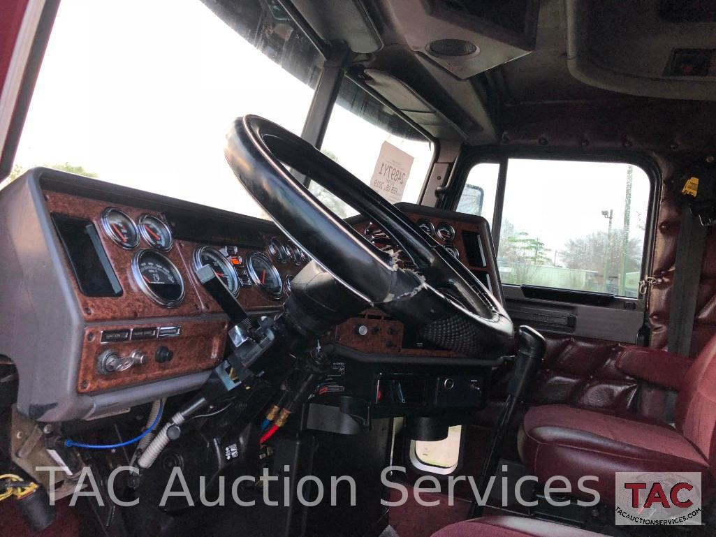 2003 Freightliner Classic XL