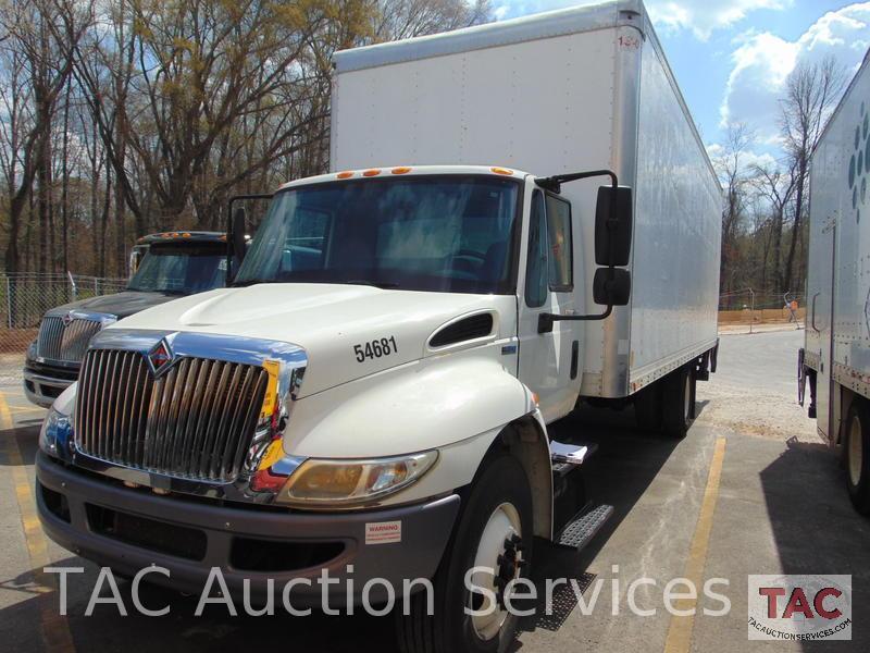 2013 International 4300 26 Foot Van Body