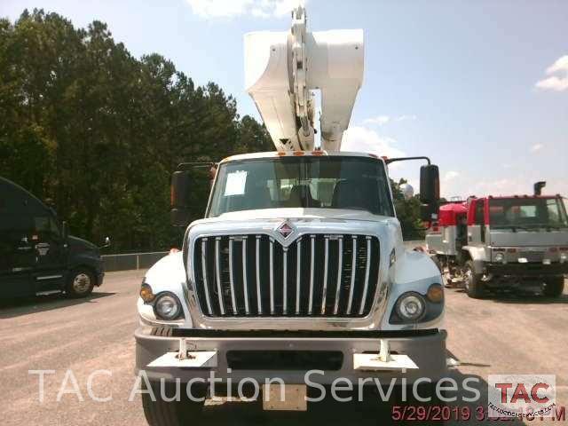 2010 International 7400 Tandem Axle Bucket Truck