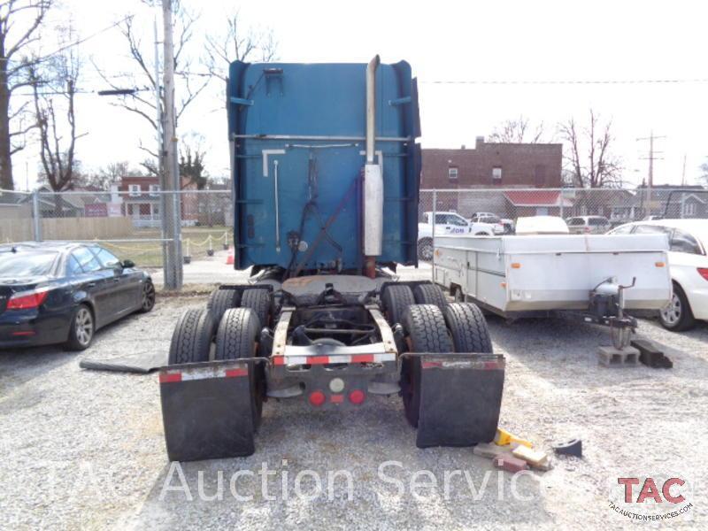 2005 Freightliner Columbia