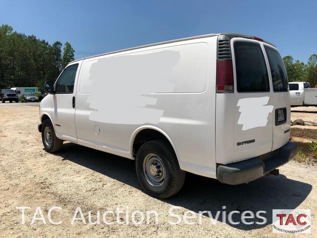 2001 Chevrolet Express Cargo 3500