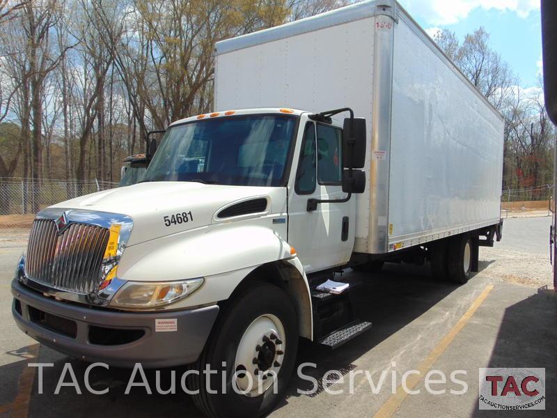 2013 International 4300 26 Foot Van Body